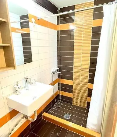 Elegant Modern Loft In * Kriopijí