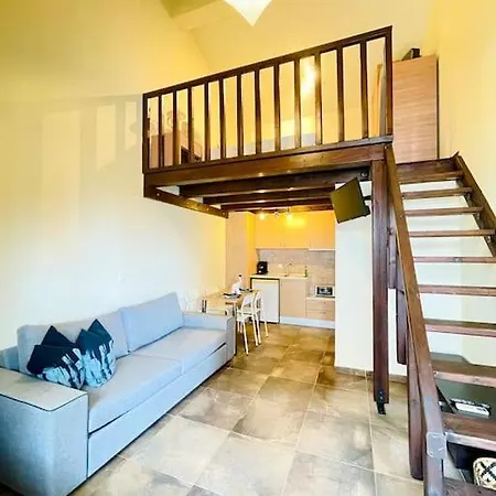 Nyaraló Elegant Modern Loft In *
